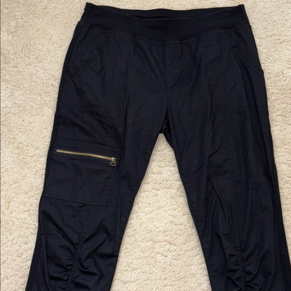 Cargo Ruched Blk Pants - Picture 2 of 8